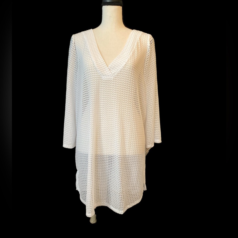 Jordan Taylor white mesh swim cover up NWT Medium
